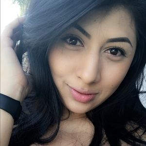 Meet your Posher, Sandra